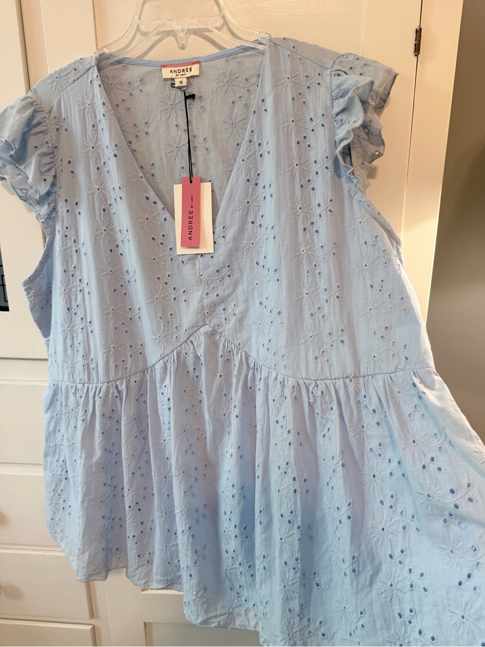ANDREE BY UNIT Light Blue Eyelet Ruffled Sleeve Blouse